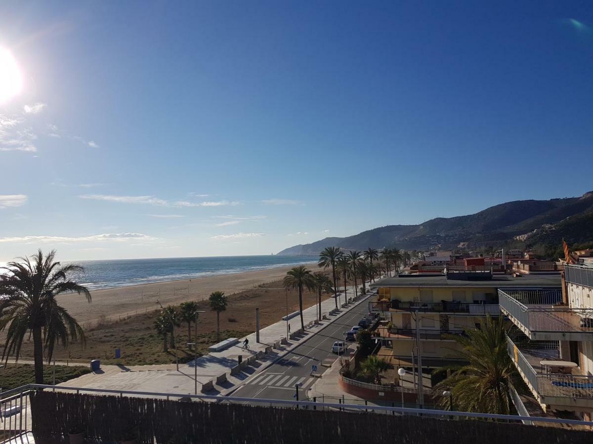 Ferienwohnung Mogaver Beach Castelldefels Exterior foto